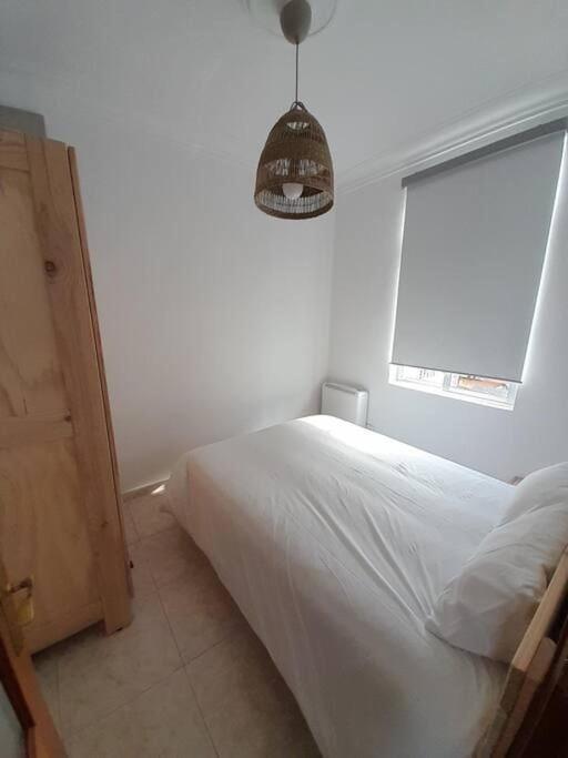 Appartamento Ático completamente equipado Plaza de España Ferrol Esterno foto